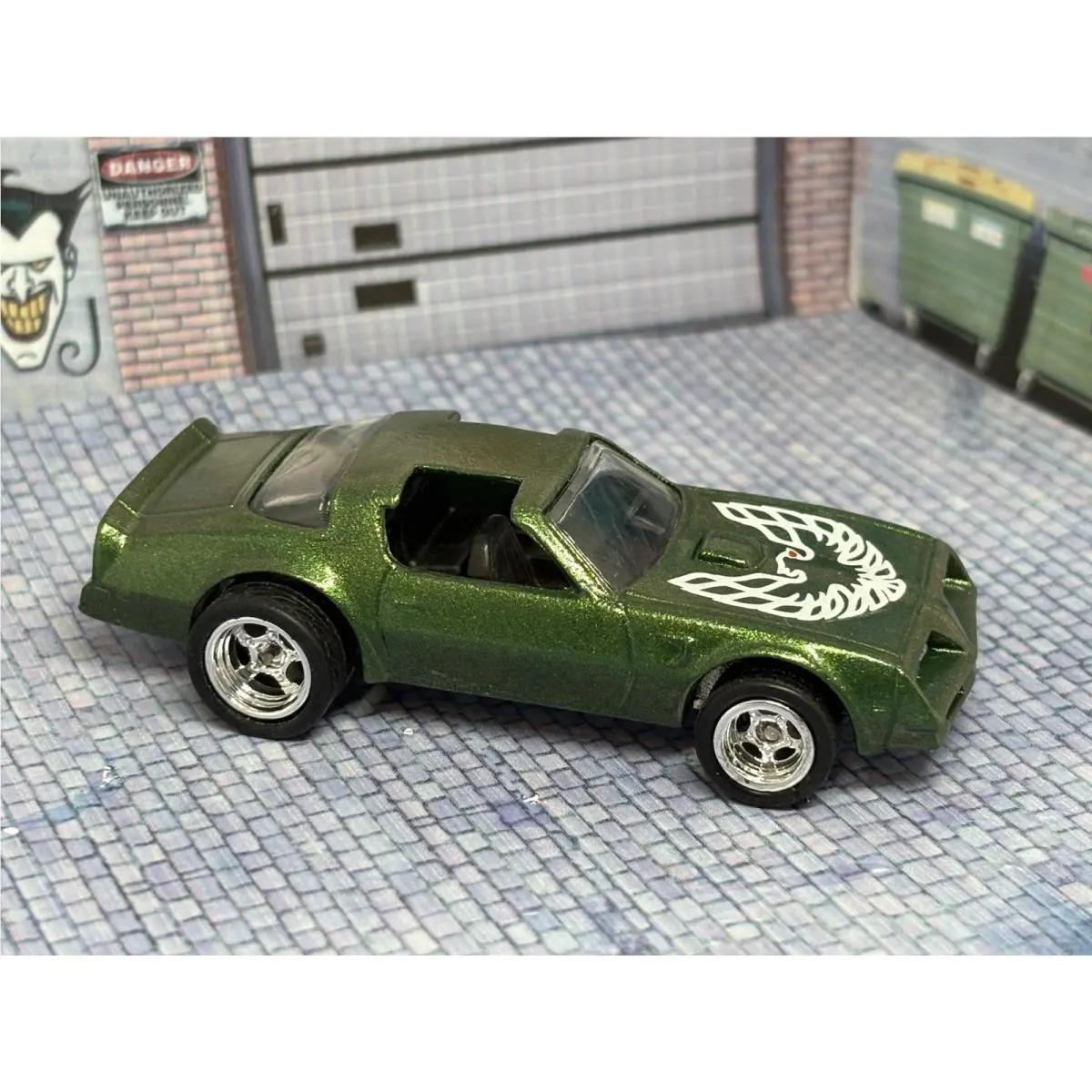 1977 Hot Wheels Hot Bird – Super Custom Kelly Green Metallic Real Riders