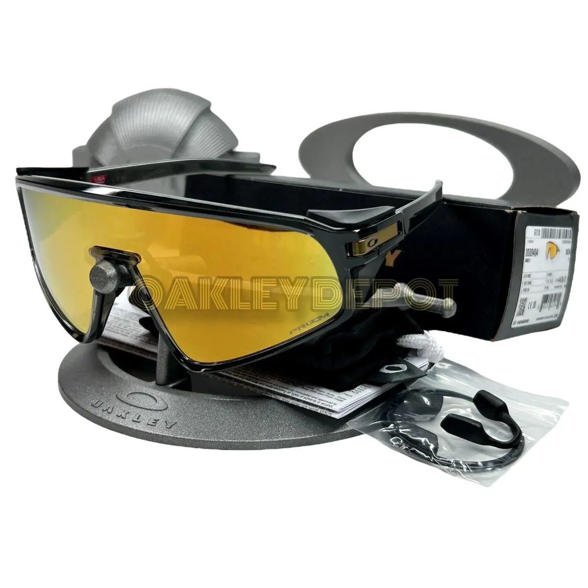 Oakley Latch Panel 009404 Grey Smoke/prizm 24K Sunglasses - Frame: GREY SMOKE, Lens: 24K