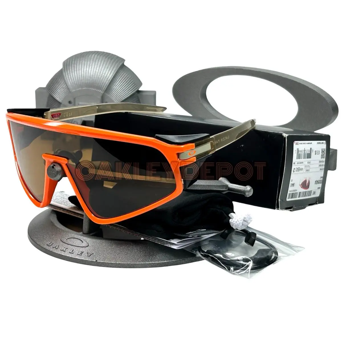 Oakley Latch Panel 009404 Neon Orange/prizm Bronze Sunglasses 133 - Frame: NEON ORANGE, Lens: BRONZE