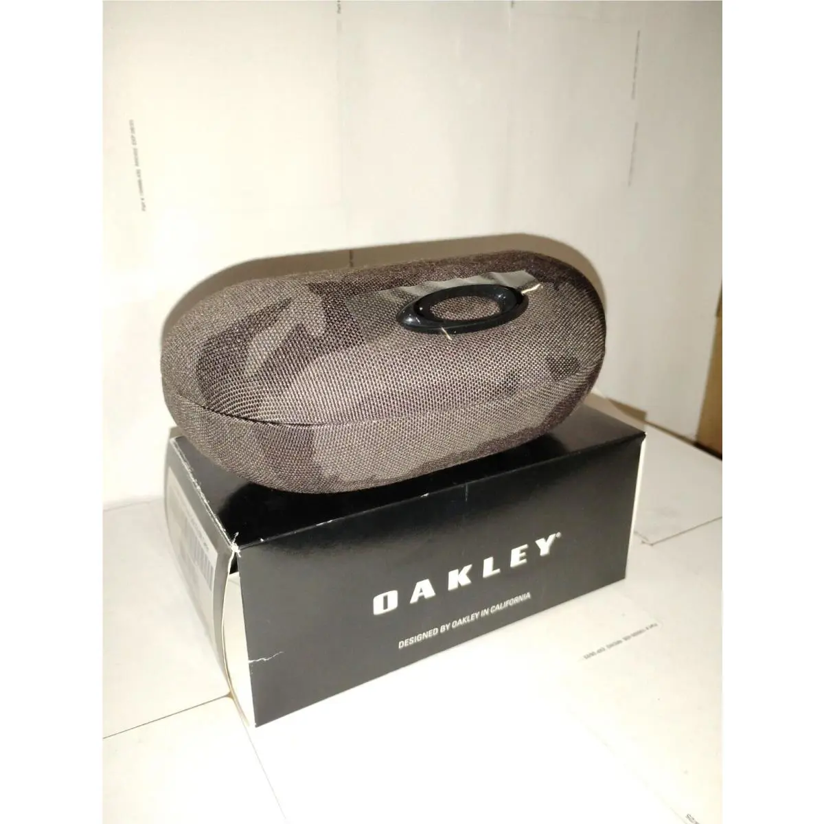 Lifestyle Ellipse or Case Grey Black Camo Holder Glasses by Oakley