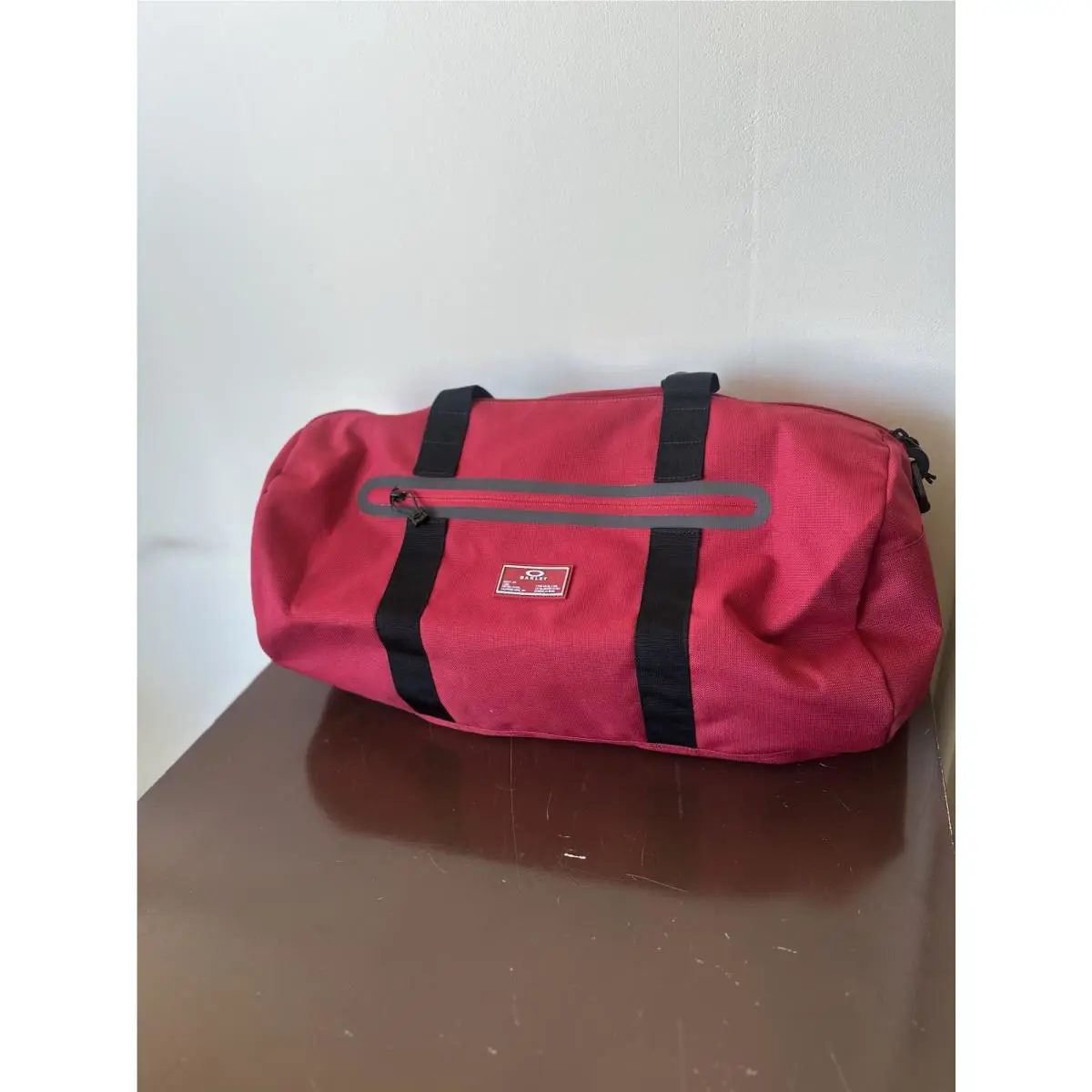 Oakley Duffel Bag Large Red Nylon Bag Luggage N207