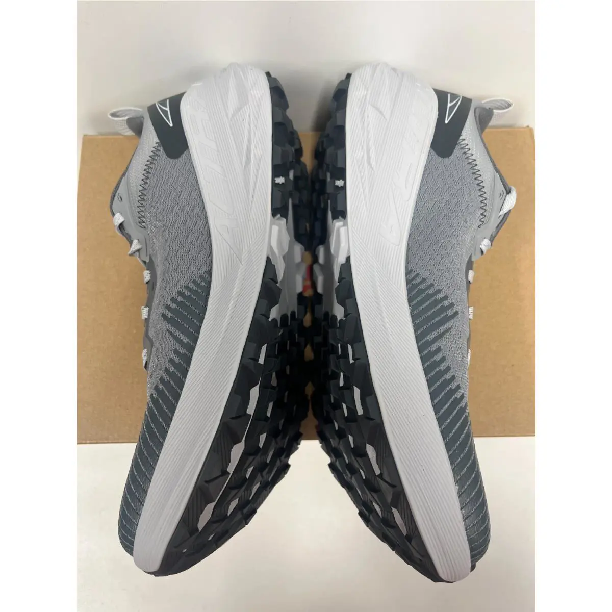 Altra shoes - Altra Experience Wild 2 - Experience Wild - Gray (220) 3