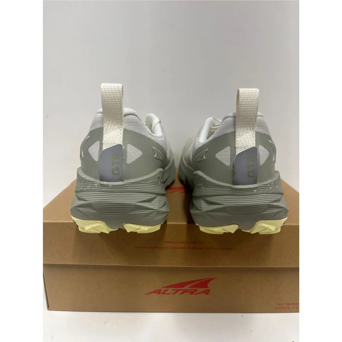 Altra shoes - Altra Experience Wild 2 - Experience Wild - Gray (220) 26