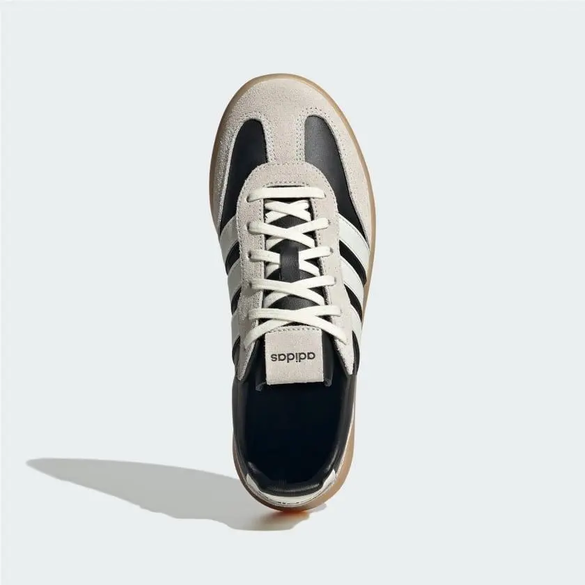 Adidas shoes - Off White / Core Black / Gum 0