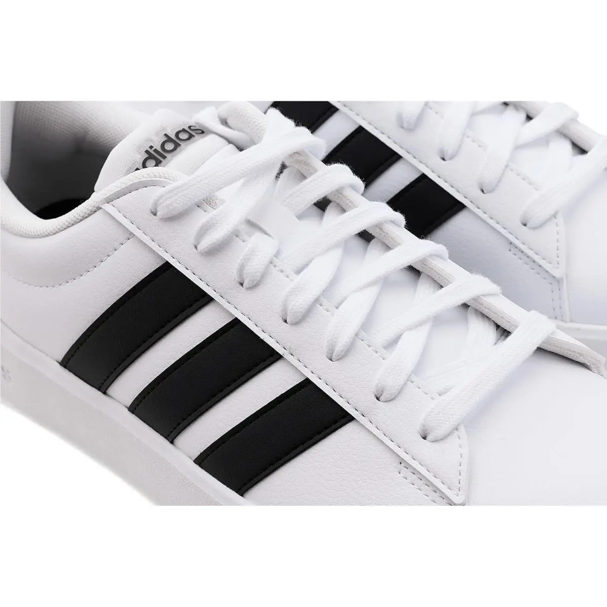 Adidas shoes - Black/White/White 25