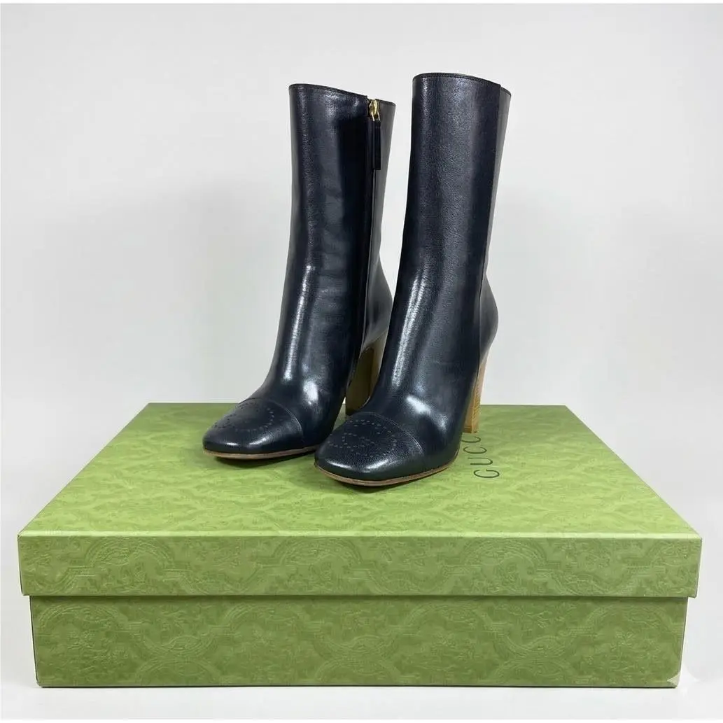 Hills Logo Bootie Black Leather Boots - Nos A1D007786 by Gucci