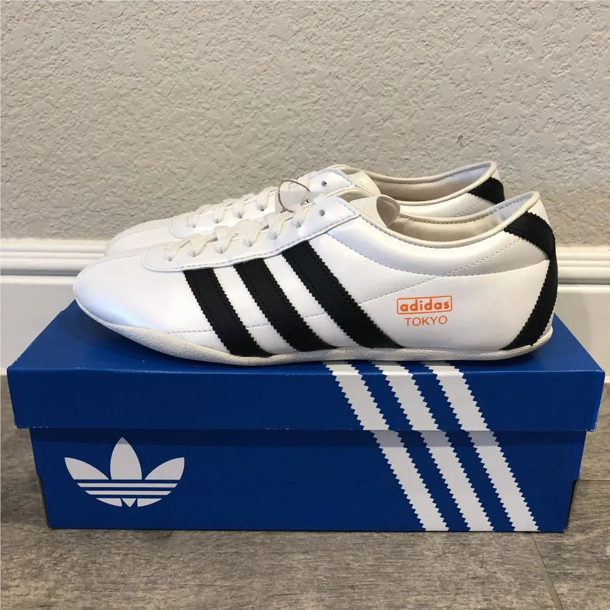 Adidas shoes - IH6609 - IH6609 - WHITE/BLACK (UPC: 198320674534) 1