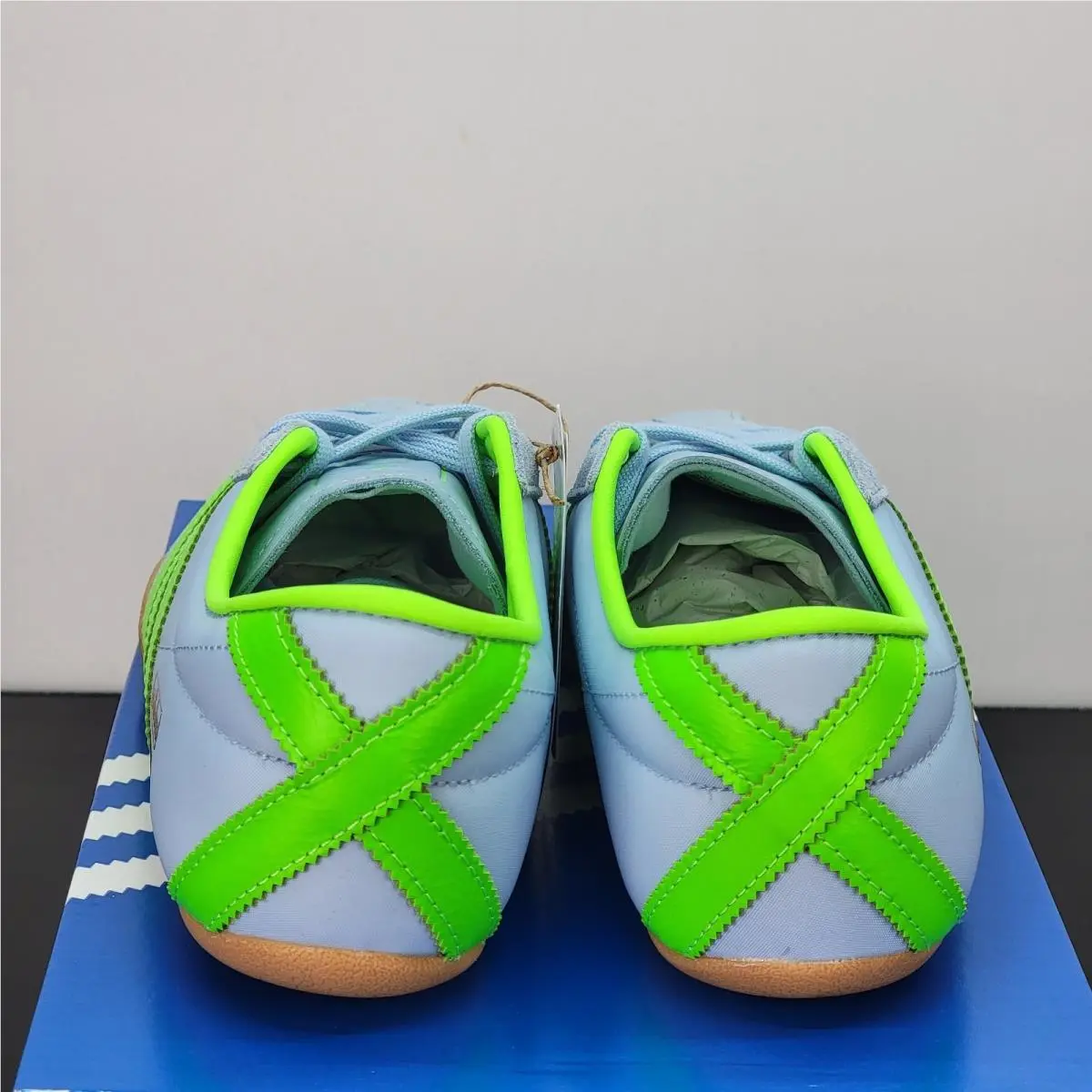 Adidas shoes - adidas Originals - Originals - JQ0582 - Blue 4