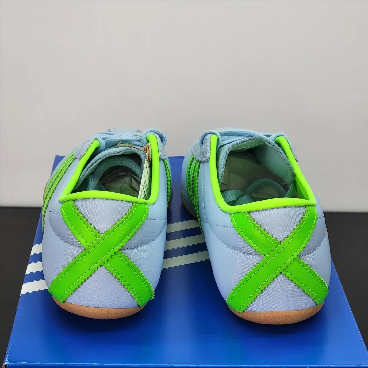 Adidas shoes - adidas Originals - Originals - JQ0582 - Blue 4