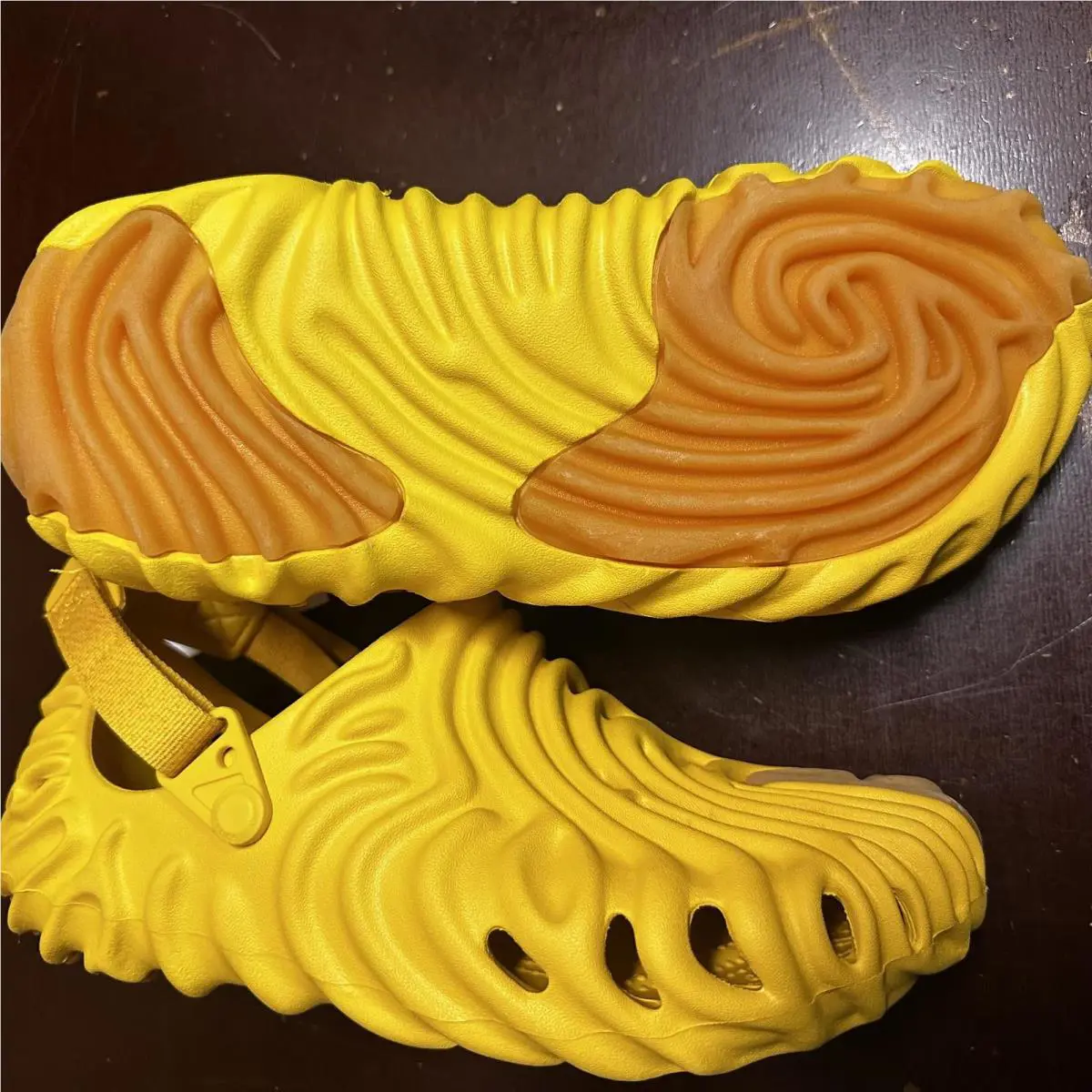 Crocs shoes - NA - Yellow 0