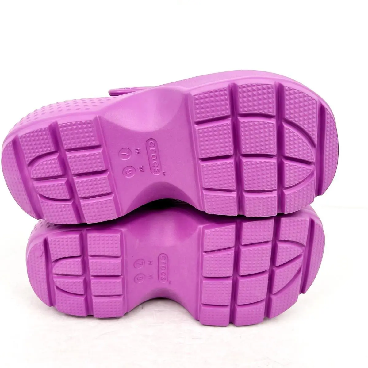 Crocs shoes - Pink (UPC: 196265832880) 8