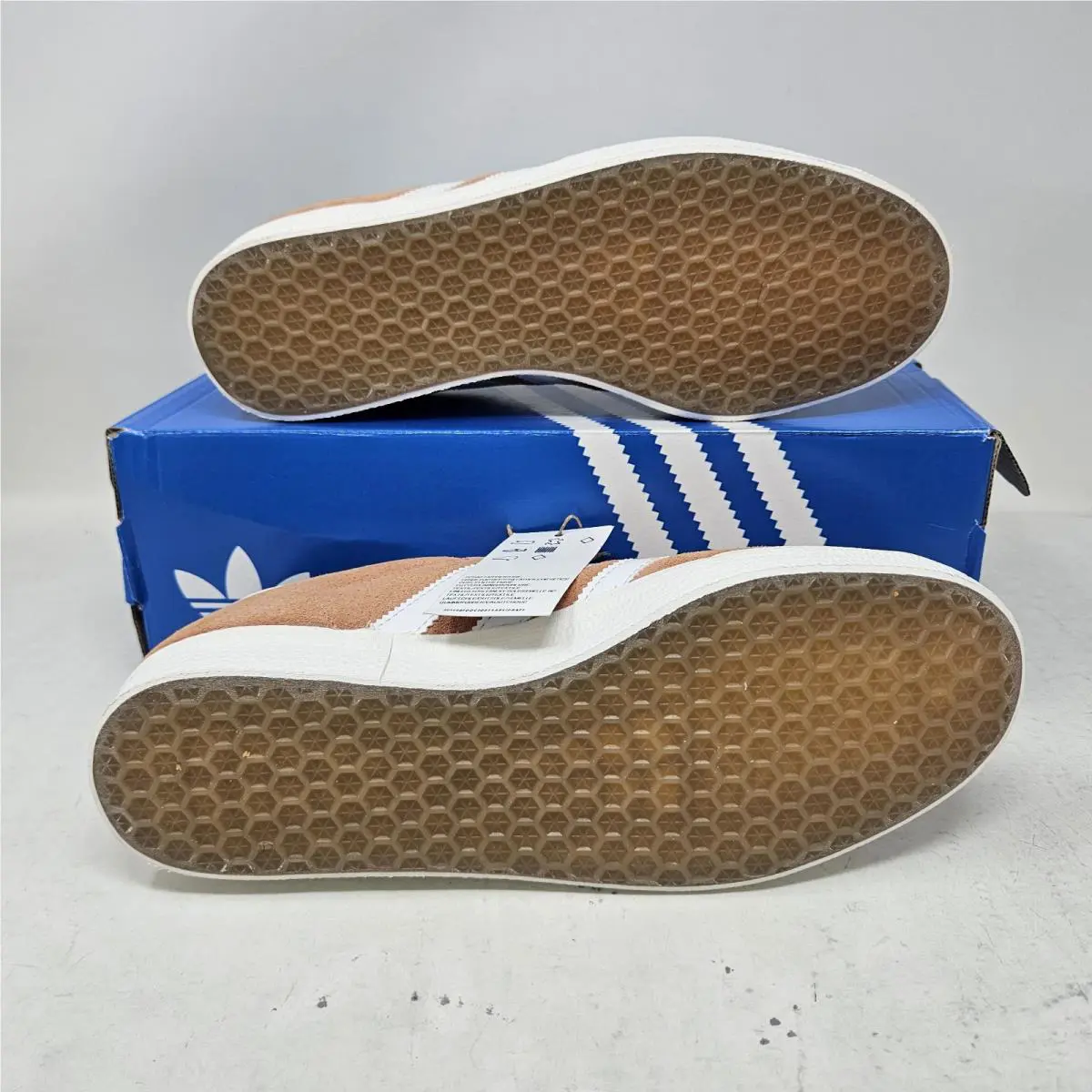 Adidas shoes - Gazelle Wonder Clay - Gazelle Wonder Clay - IG6213 - Wonder Clay / White (UPC: 196471624903) 1