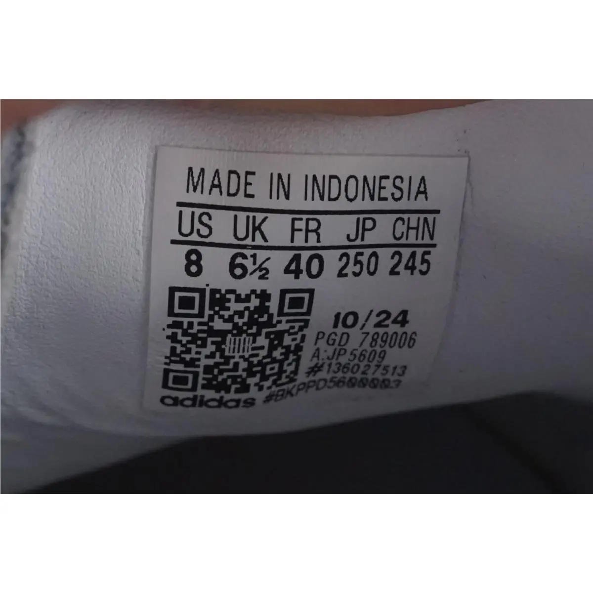 Adidas shoes - JP5609 - JP5609 - White (UPC: 197615503153) 5