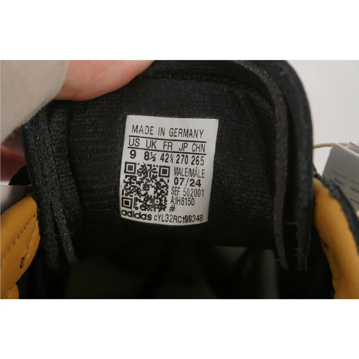 Adidas shoes - Black (UPC: 4067897654002) 5