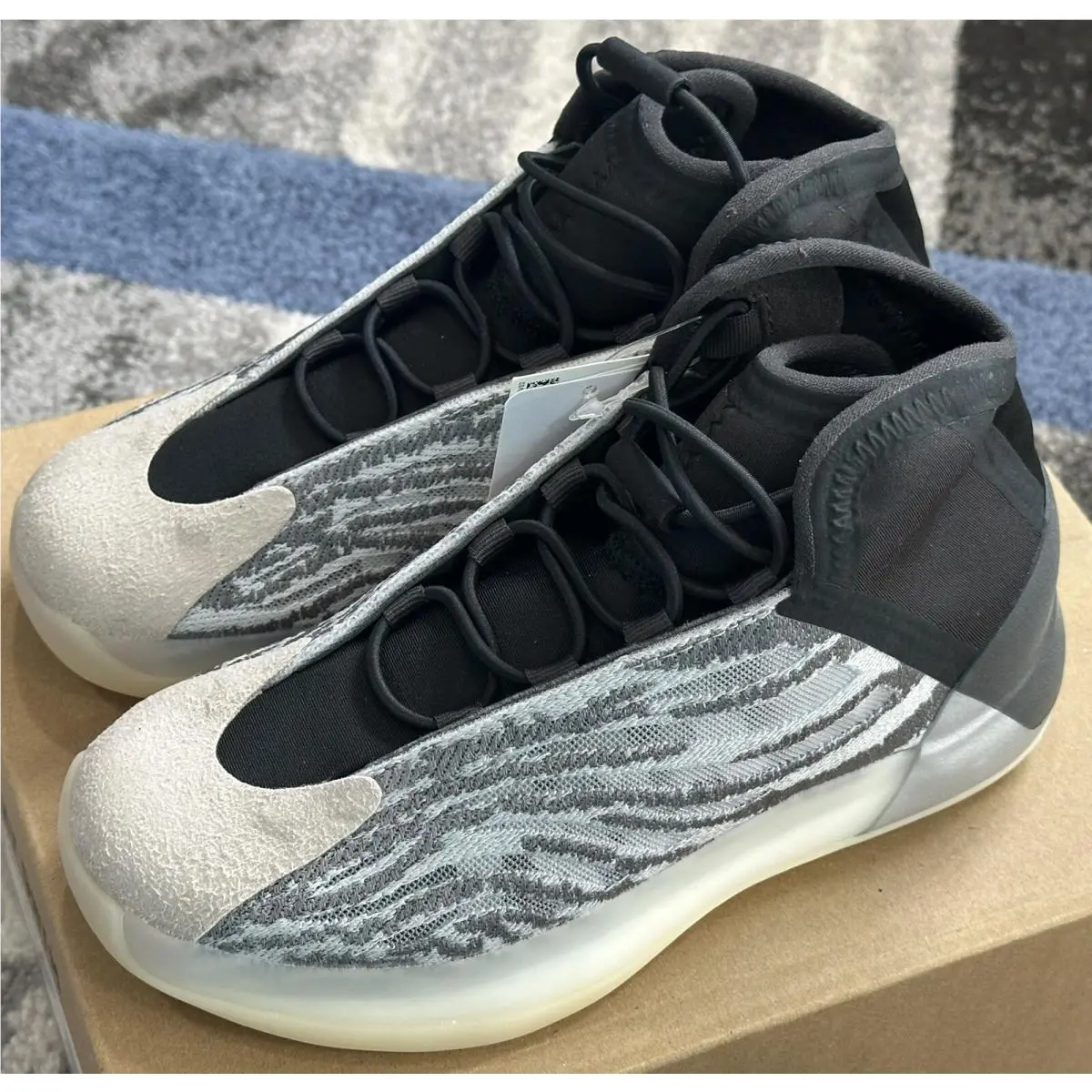 Adidas Yeezy Qntm Kids Size 2 Youth GZ9114