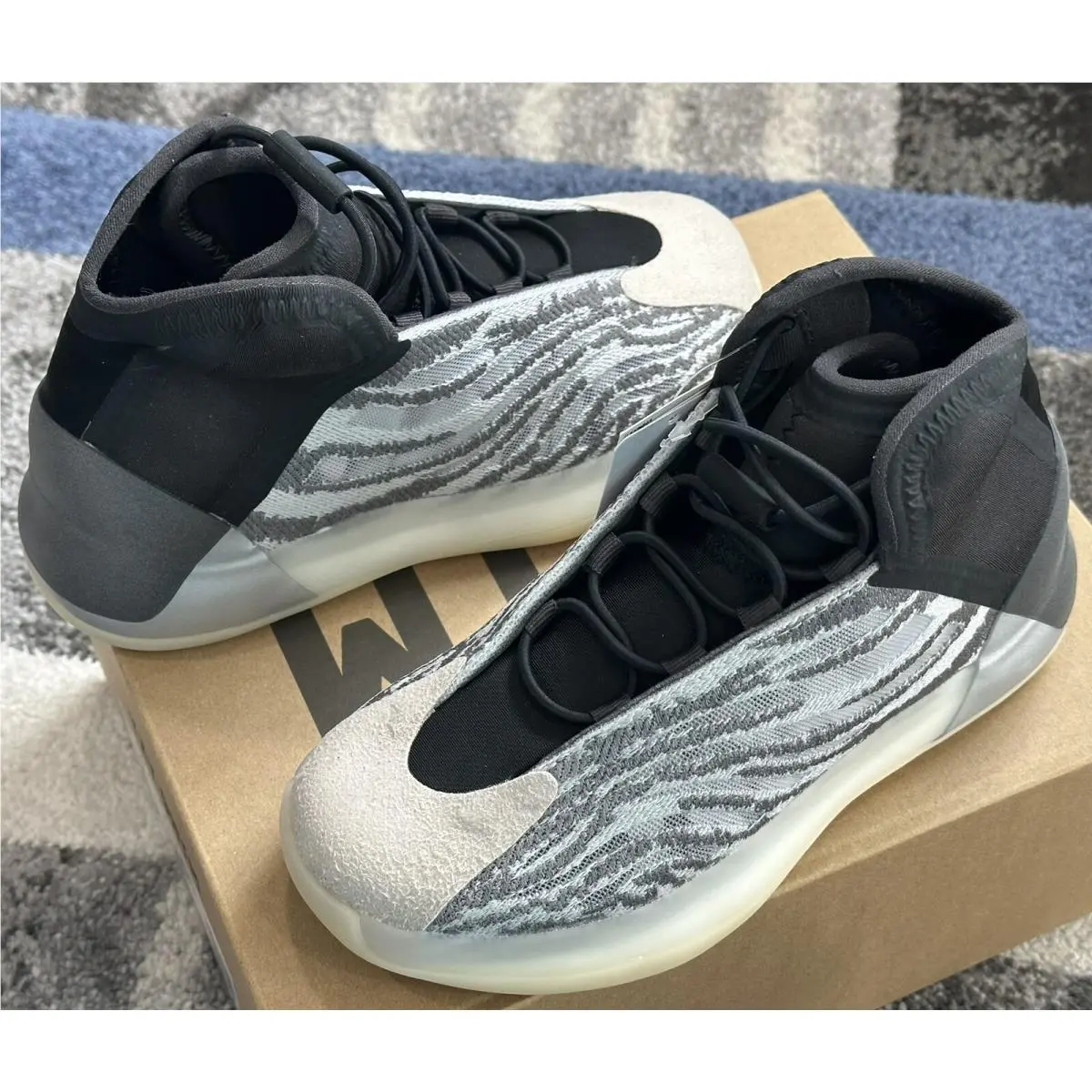 Adidas shoes - adidas Yeezy QNTM - Yeezy QNTM - Multicolor (UPC: 0194821627024) 1