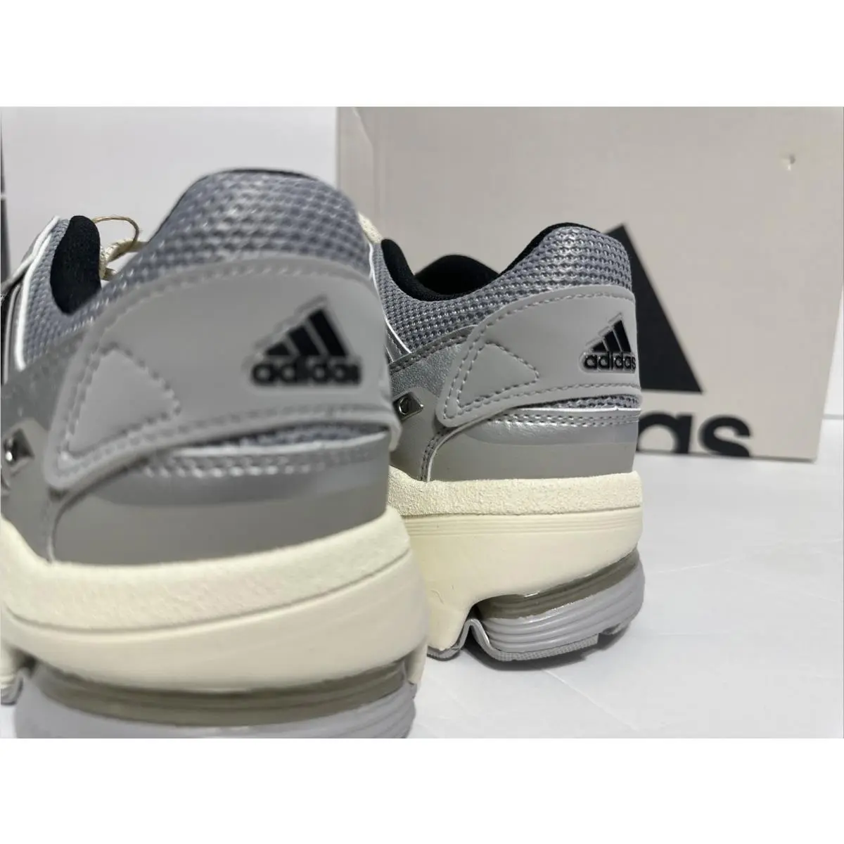 Adidas shoes - adidas Spiritain 2000 - Spiritain - Silver 1