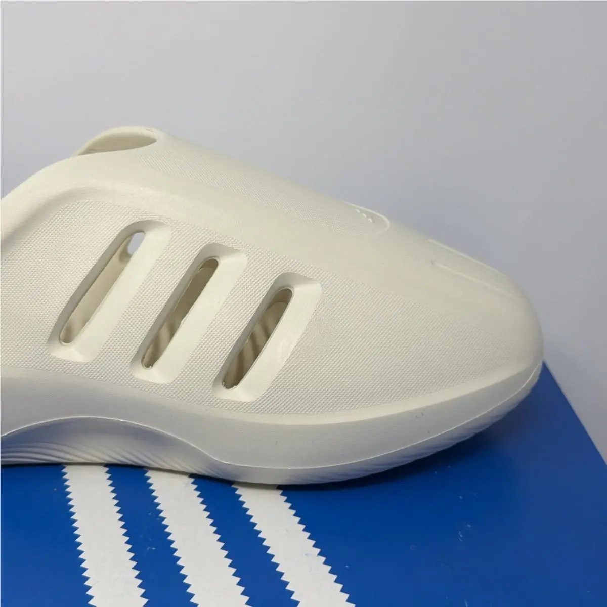 Adidas shoes - Adidas adiFOM Infinity - adiFOM Infinity - Ivory (UPC: 0197609460240) 3