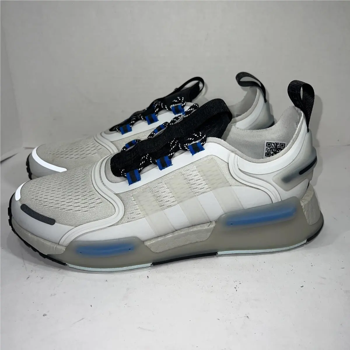 Adidas Mens Originals Nmd V3 Boost Men Trainers Sz 8.5 Shoes White Sneakers