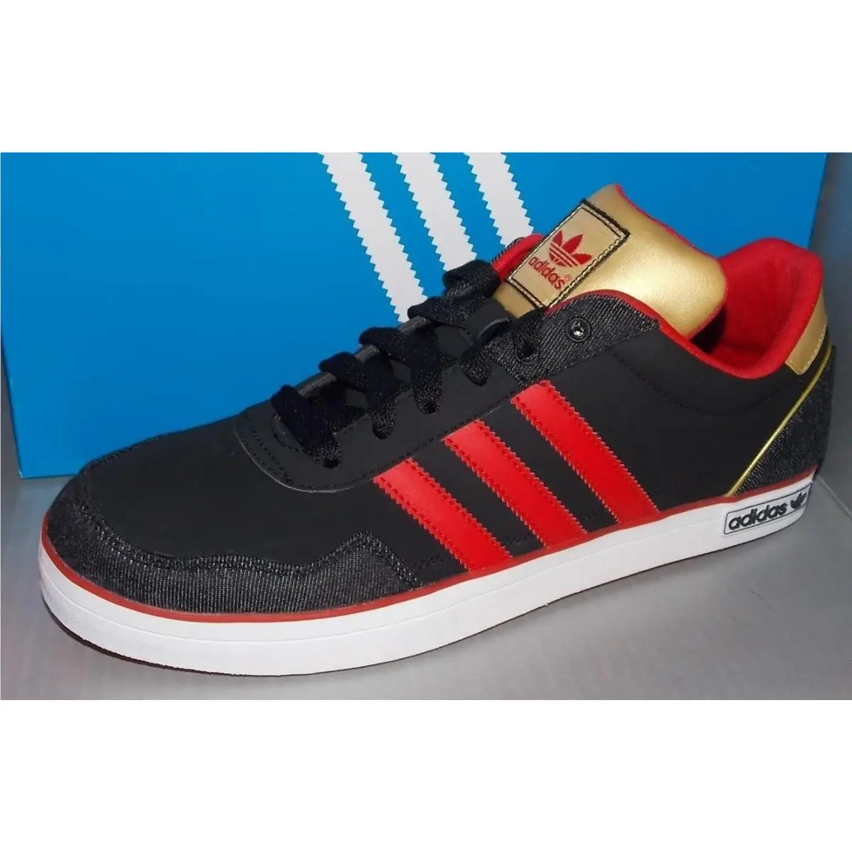 Mens Adidas VC 400 in Colors Black / Light Scarlet / White Size 8.5