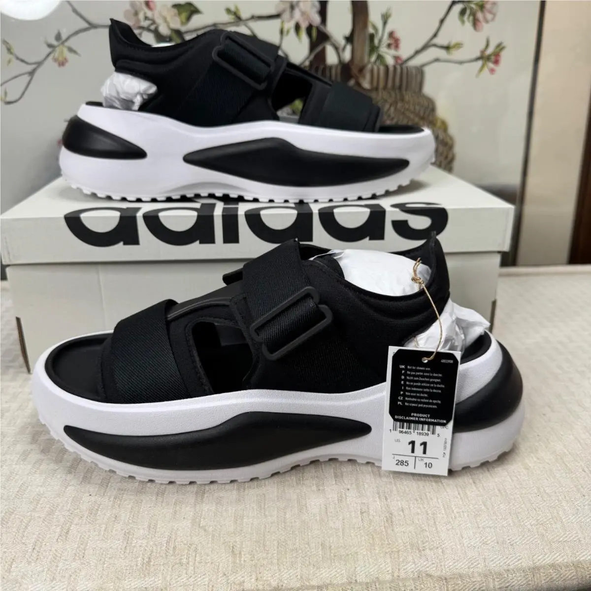 Adidas Mehana Black White Mens Sandals Size 11 Comfort Stretch Straps