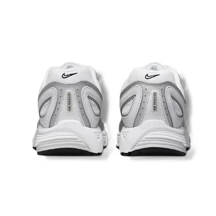 Nike shoes - Football Grey/White/Metallic Platinum 6