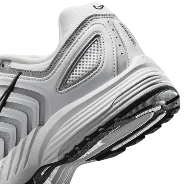 Nike shoes - Football Grey/White/Metallic Platinum 4