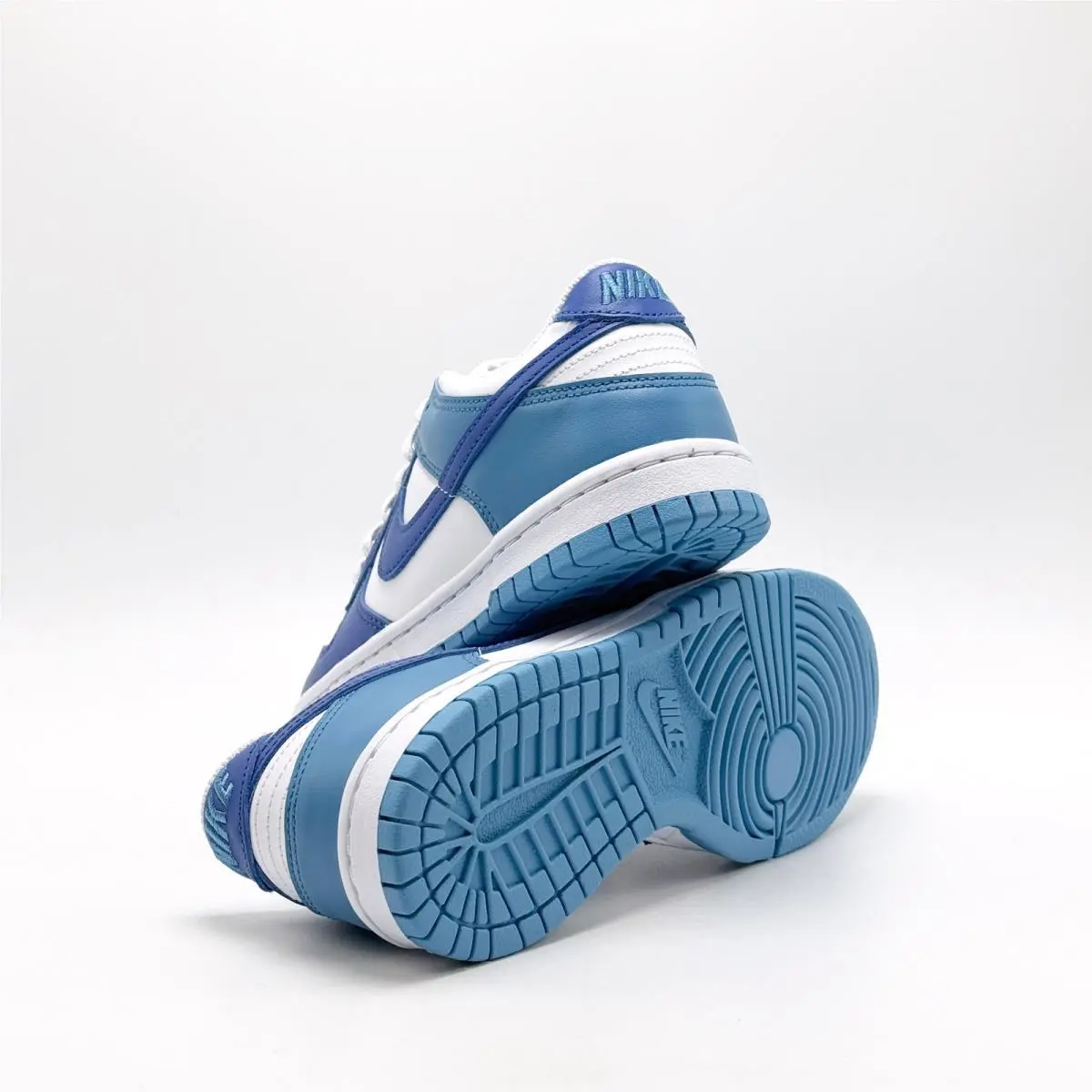 Nike shoes - Nike Dunk Low GS - Dunk Low - Blue 3