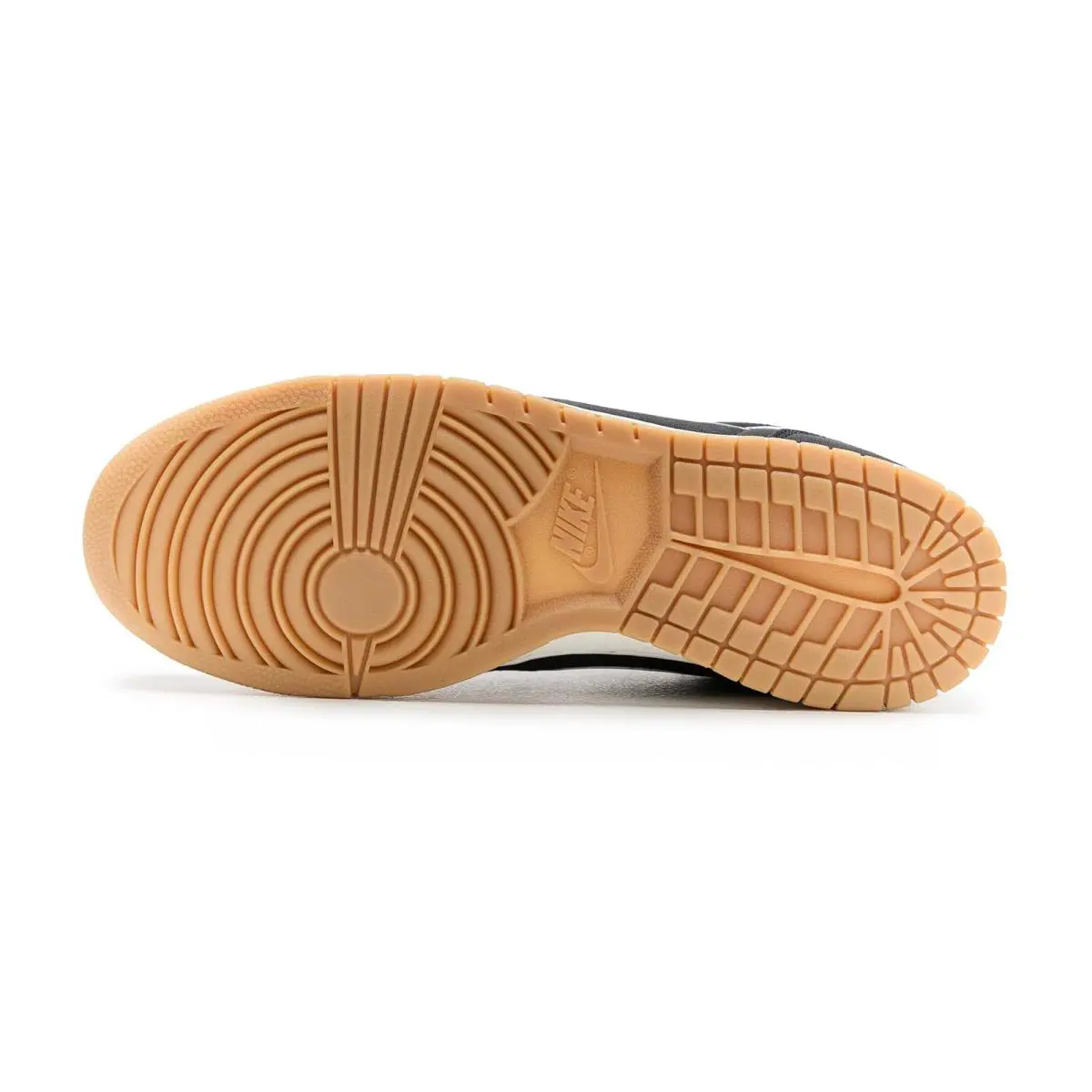 Nike shoes - Black/Black/Gum Light Brown/Wolf Grey 17