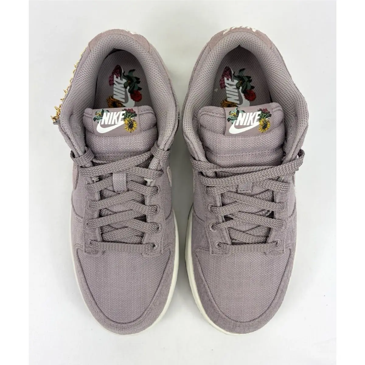 Nike shoes - NIke Dunk Low 