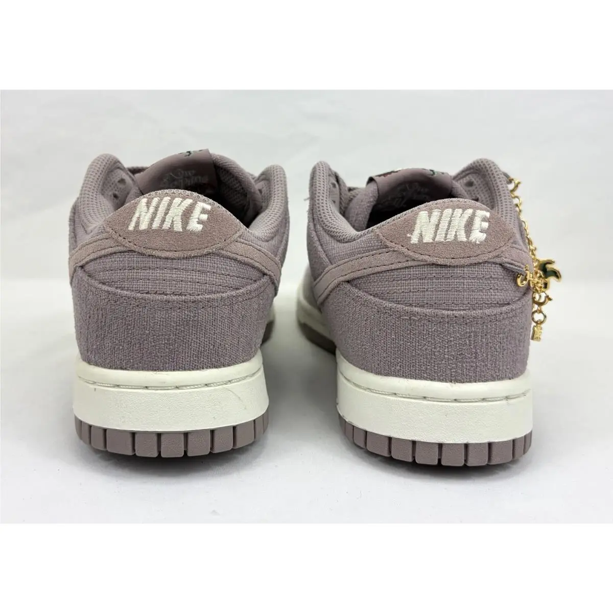Nike shoes - NIke Dunk Low 