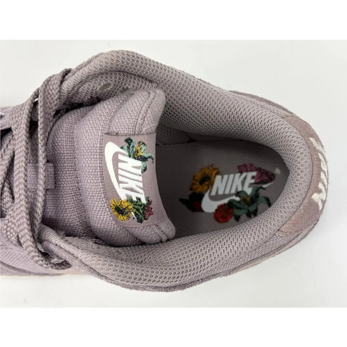 Nike shoes - NIke Dunk Low 