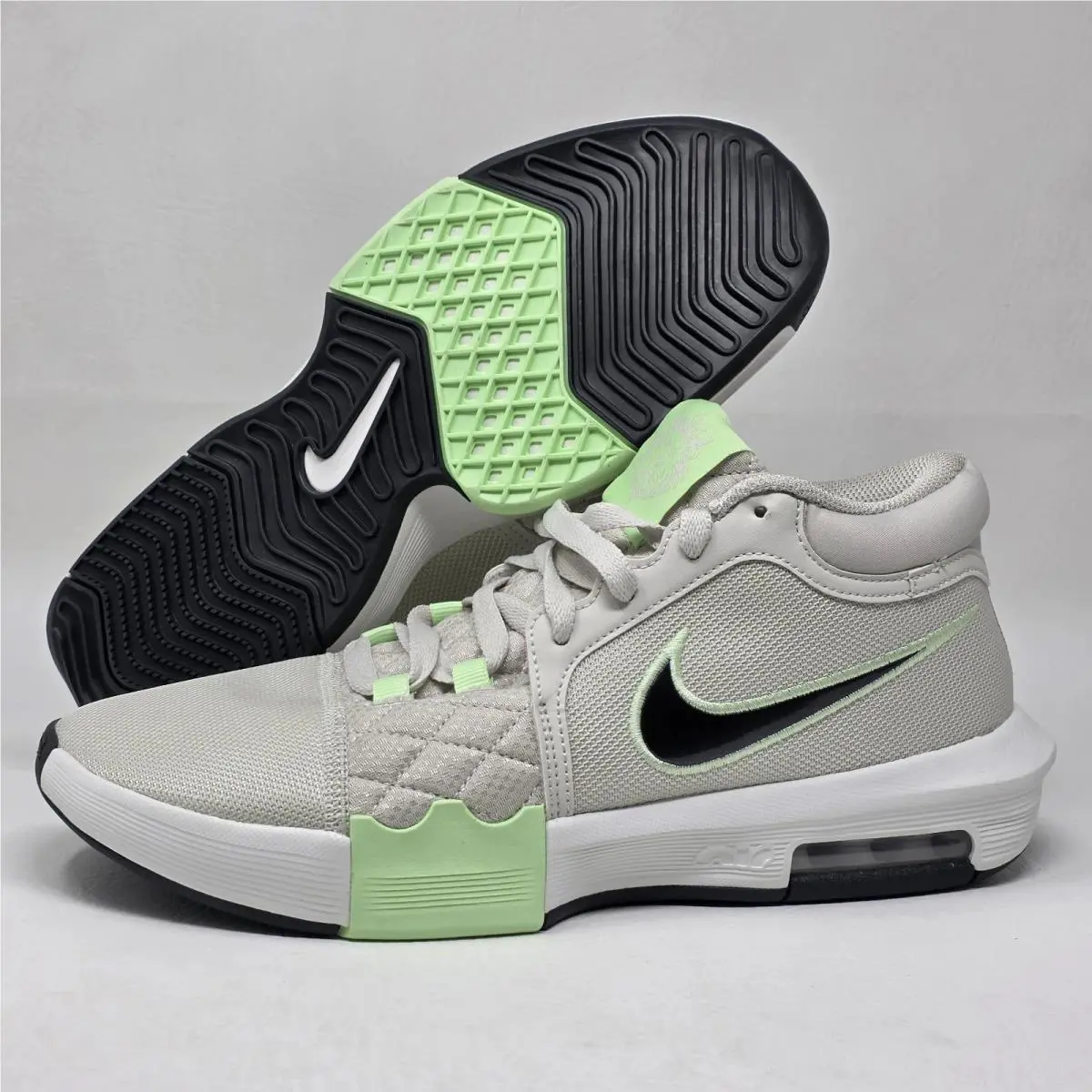 Nike shoes - Nike LeBron Witness 8 - LeBron Witness - HQ2139-002 - Green 0
