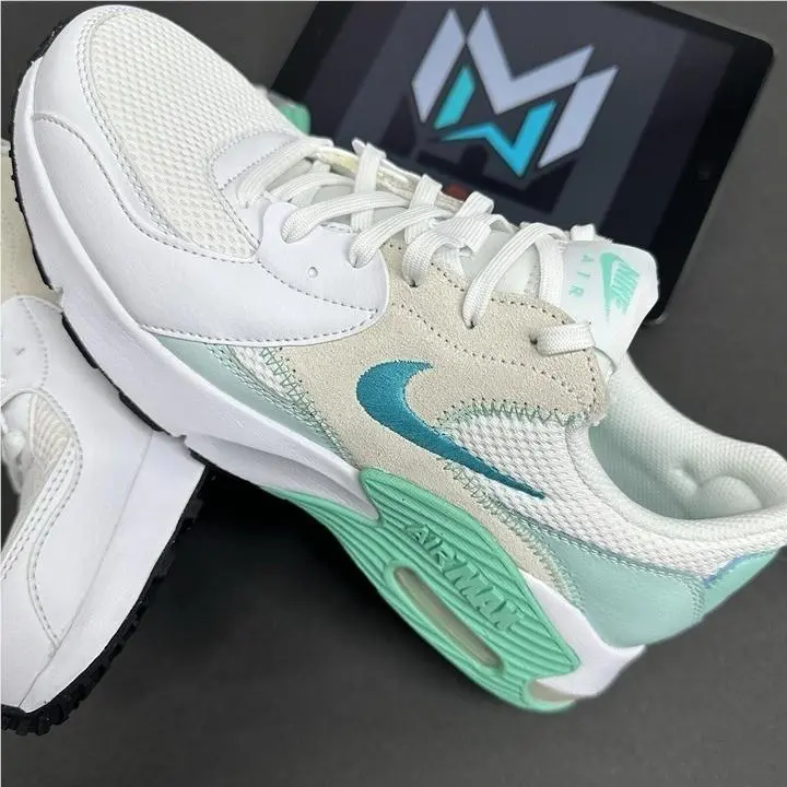 Nike Air Max Excee Low Running Shoes Teal White Women’s Size 8 CD5432-127