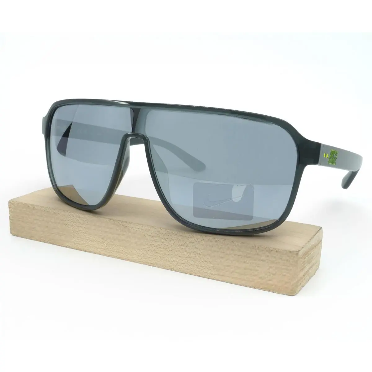 IB3680X-084 Mens Nike Vintage Flyer Sunglasses