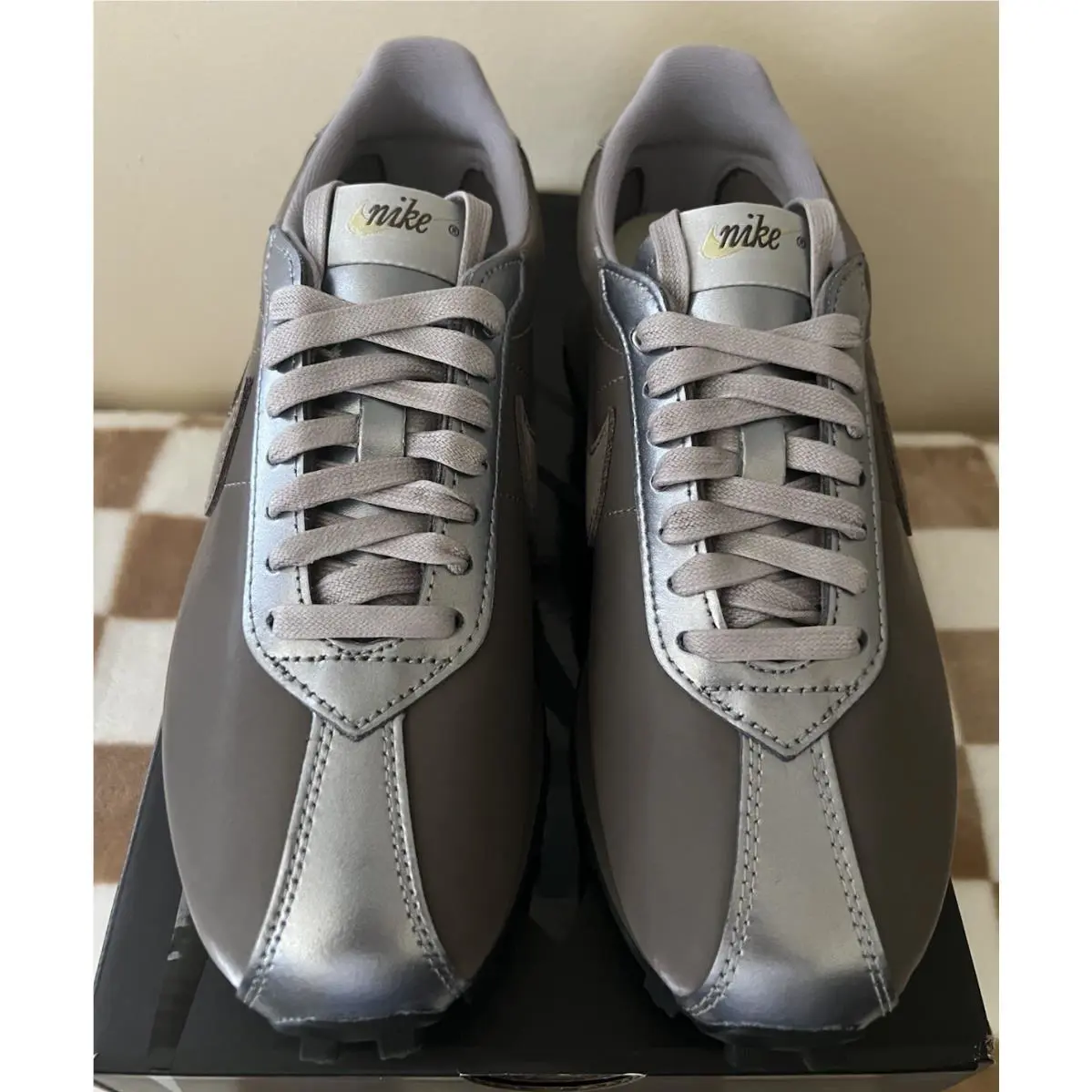 Nike shoes - Nike LD - IO1820 289 - Cave Stone/Metallic Cool Grey 6