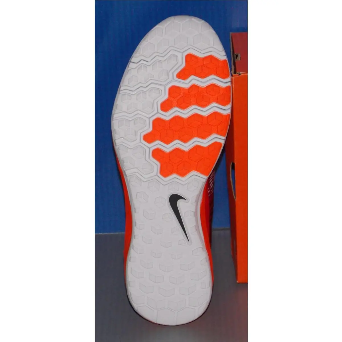 Nike shoes - NIKE LUNAR CALDRA - LUNAR CALDRA - Red (UPC: 886668524597) 1