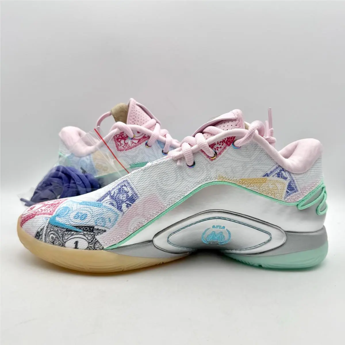 Nike shoes - White 5
