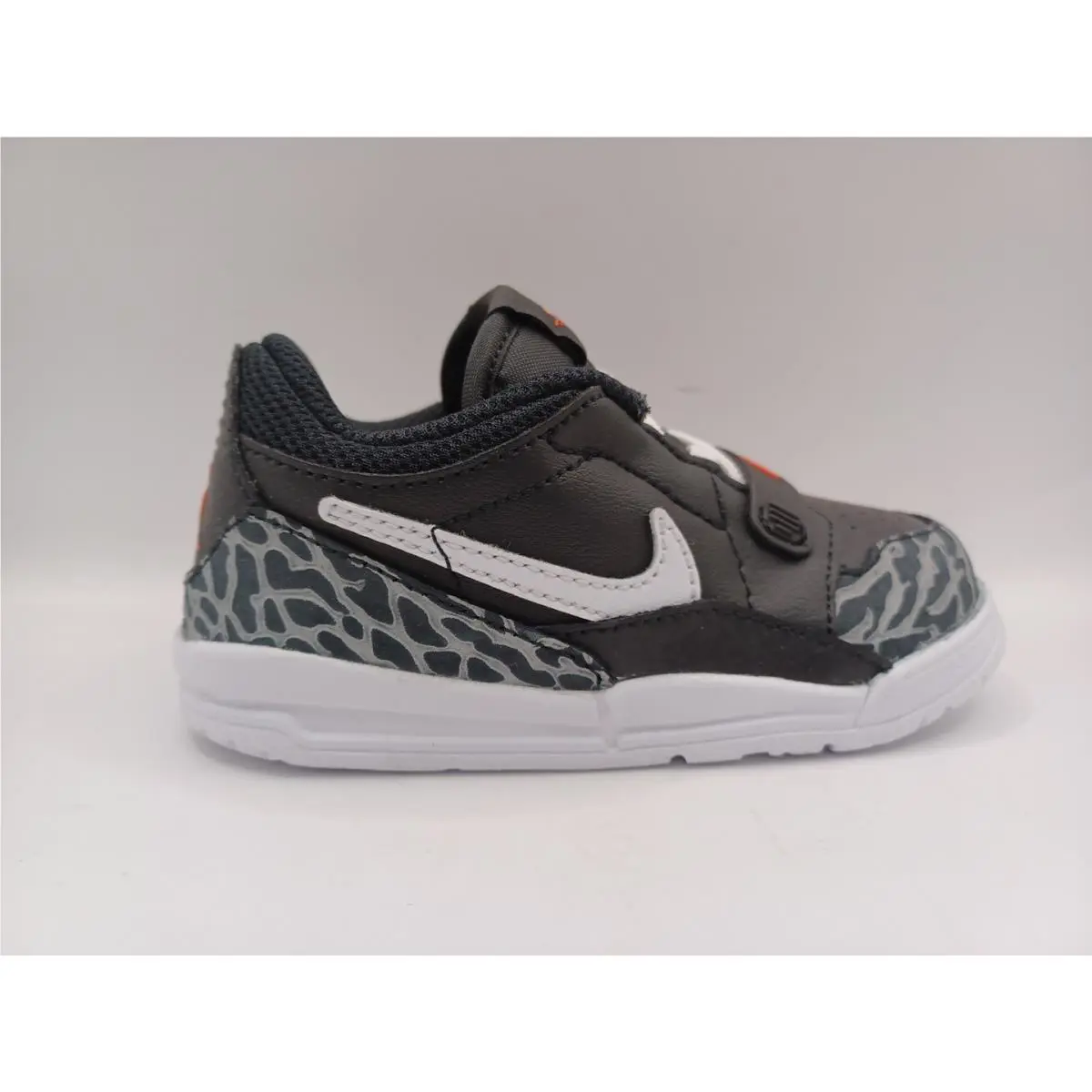 Nike shoes - Jordan Legacy 312 - Legacy - Black 8