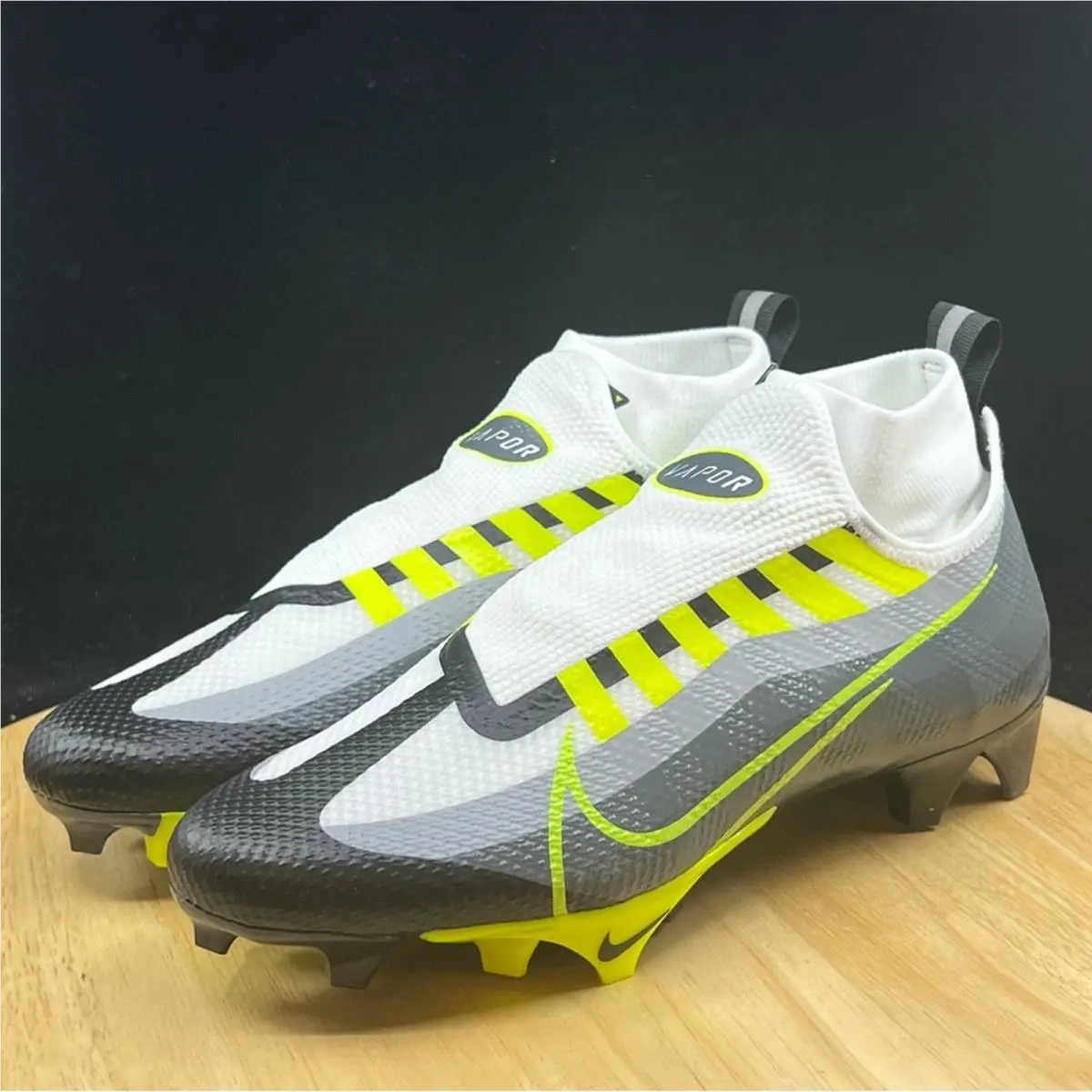 Nike shoes - Gray 0