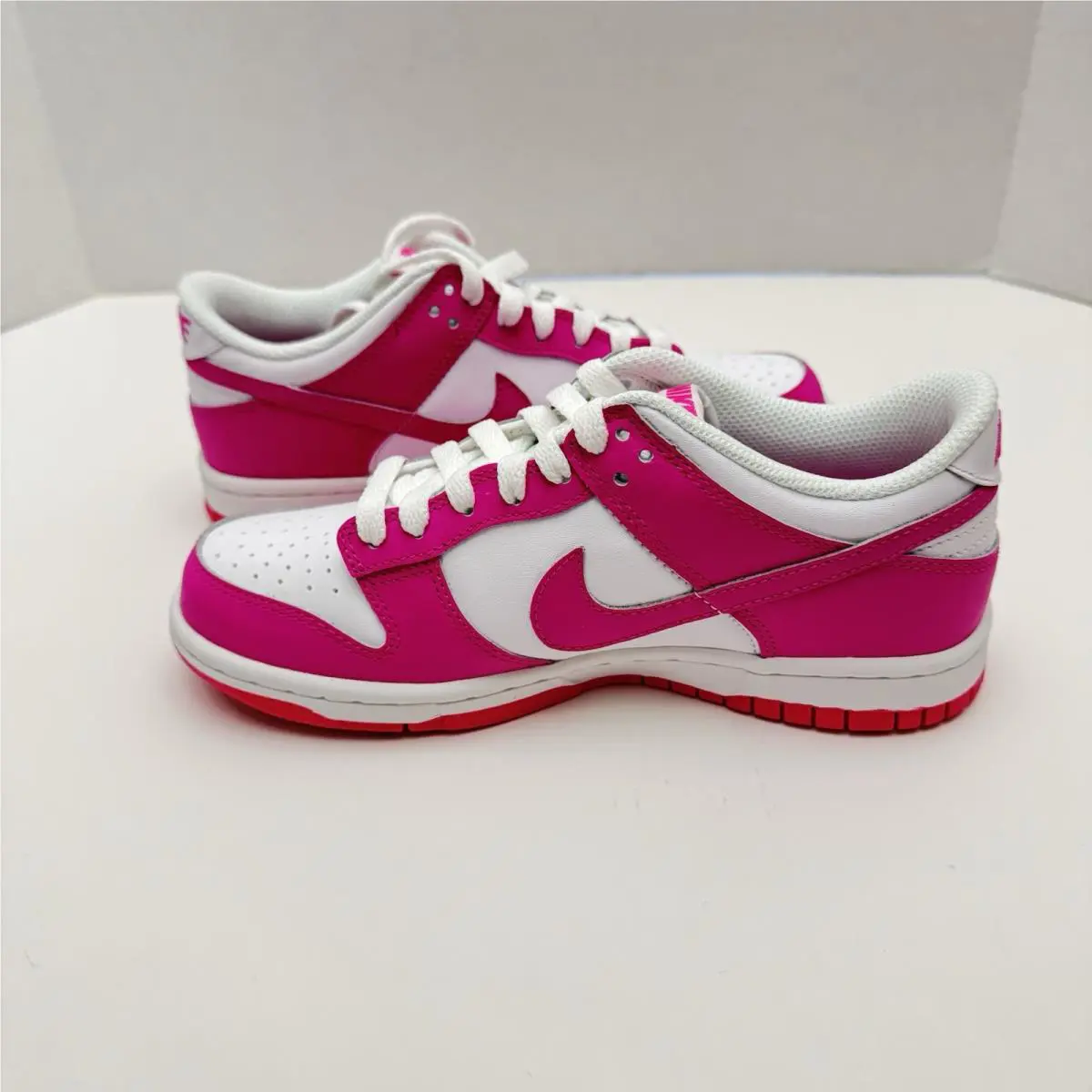 Nike shoes - Pink 4