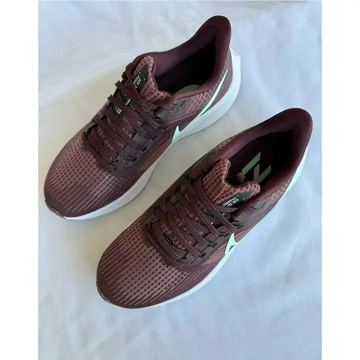 Nike shoes - Nike Essentialist - Essentialist - canyon red / white 1