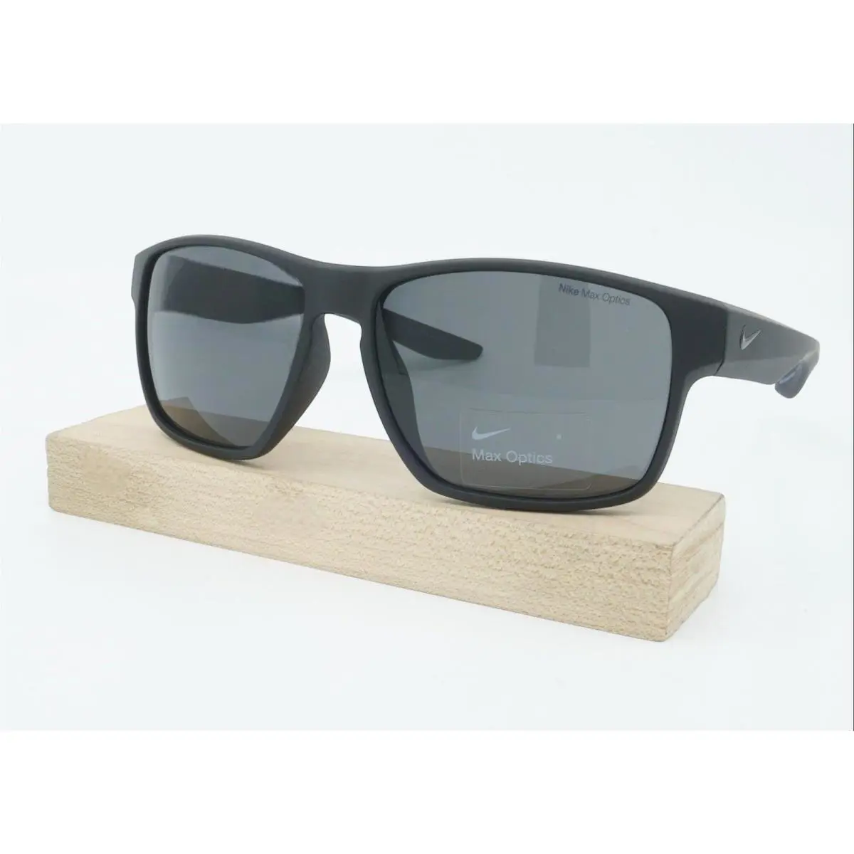 FQ4680-002 Mens Nike Essential Venture Sunglasses - Frame: Matte Black