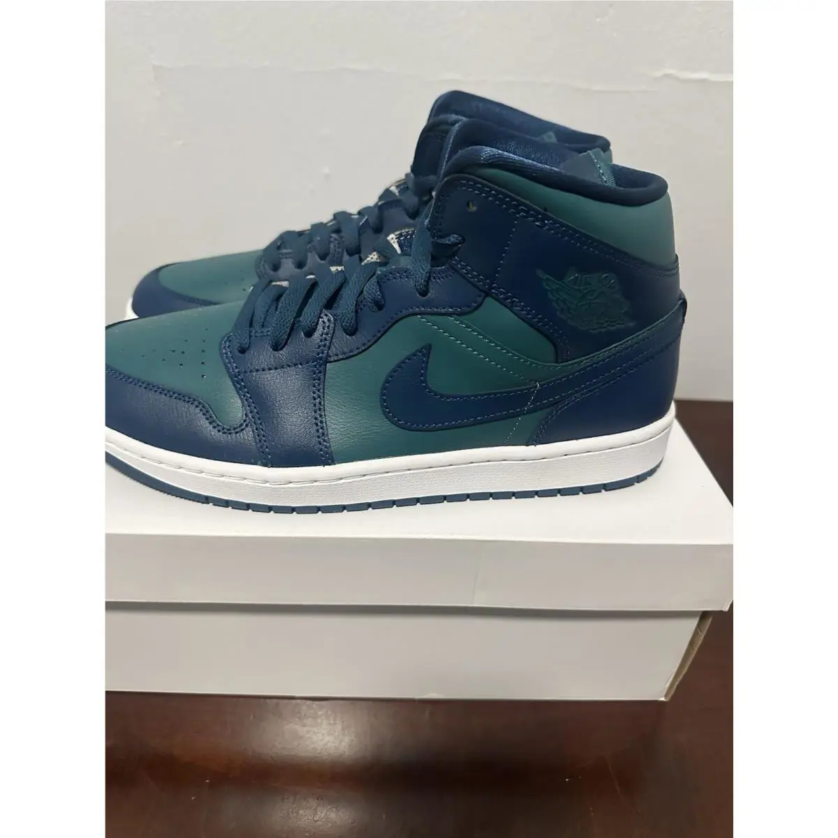 Nike shoes - Air Jordan 1 - Air - Blue 7