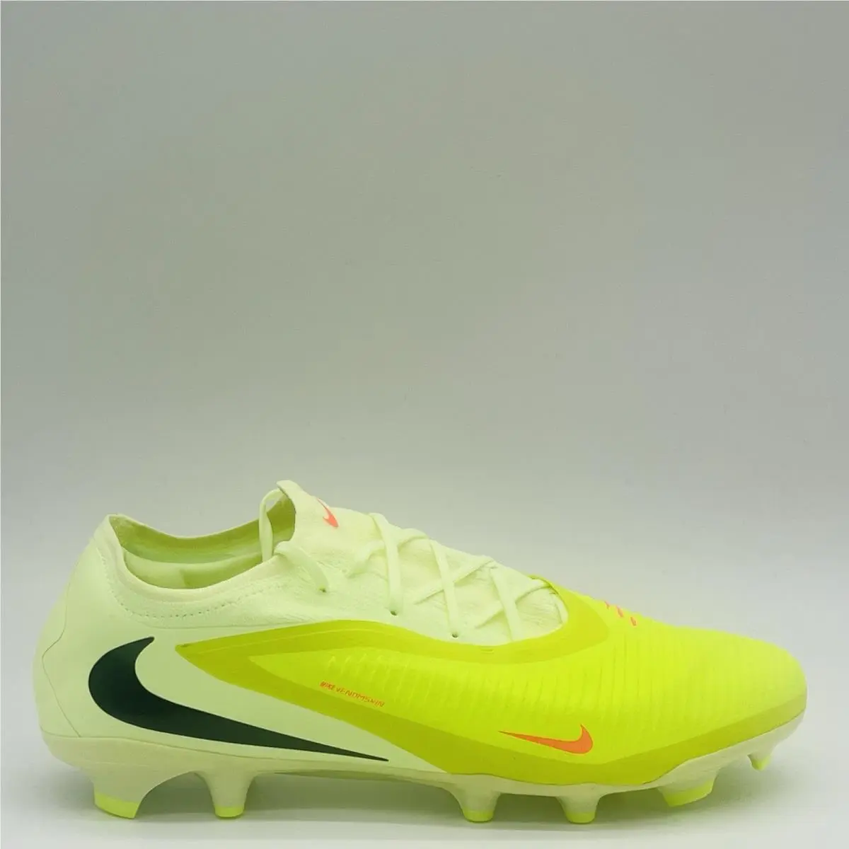 Nike shoes - Nike Phantom 6 - Phantom - HJ4122 800 - Green 0