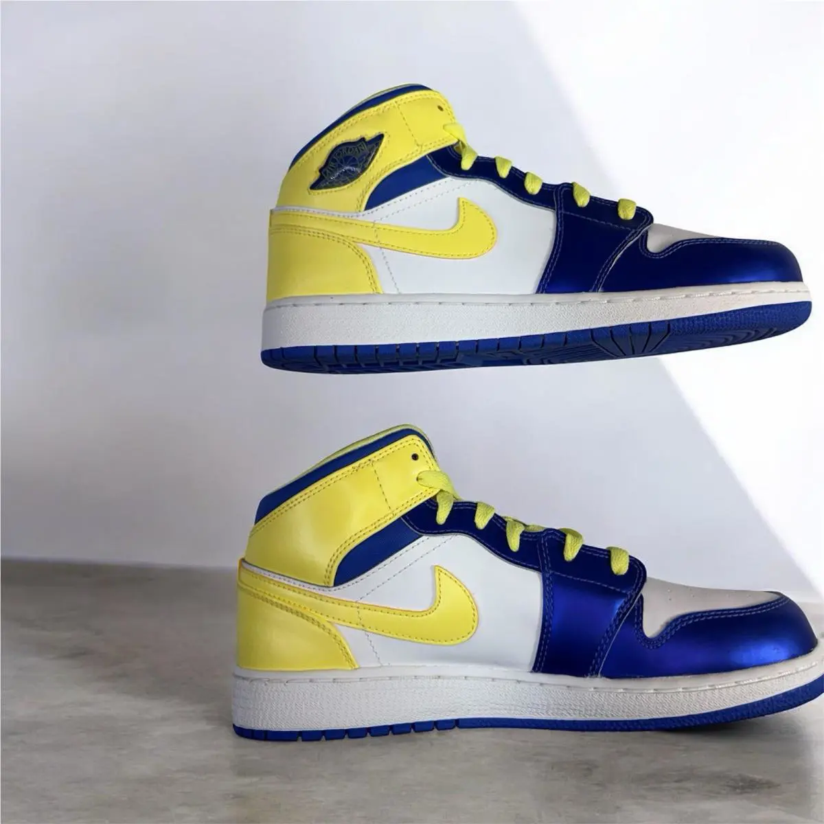 Nike shoes - Nike 555112-118 - White 1