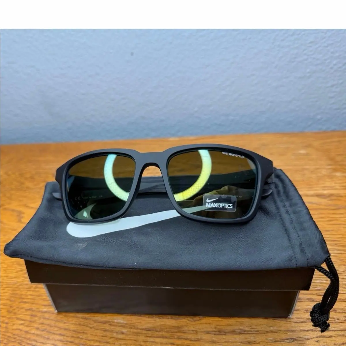 Nike Max Optics Sunglasses Nike Essental Spree R EV2004 303 2 Black/green