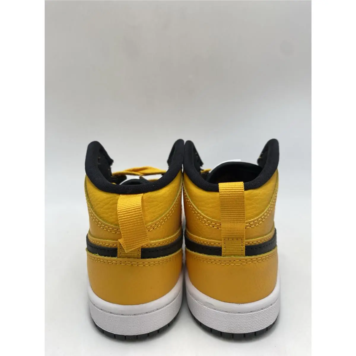 Nike shoes - Jordan 1 Mid - Mid - 640734 700 - University Gold/Black 4
