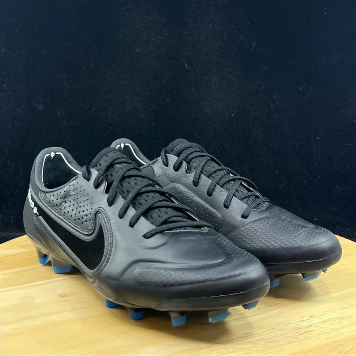 Nike shoes - Black 1
