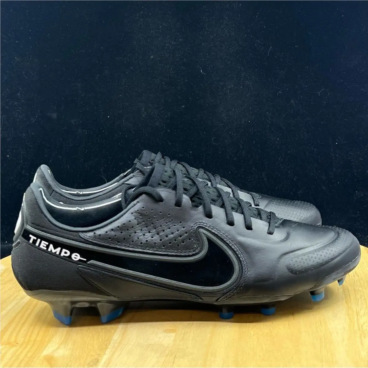 Nike shoes - Black 5